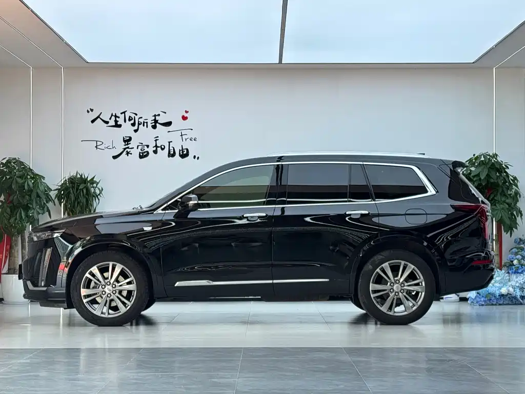 Cadillac XT6 — миниатюра 20