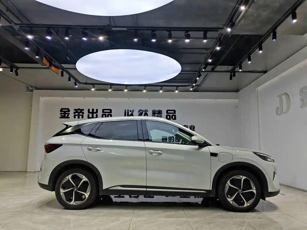 BYD Yuan Plus — миниатюра 13