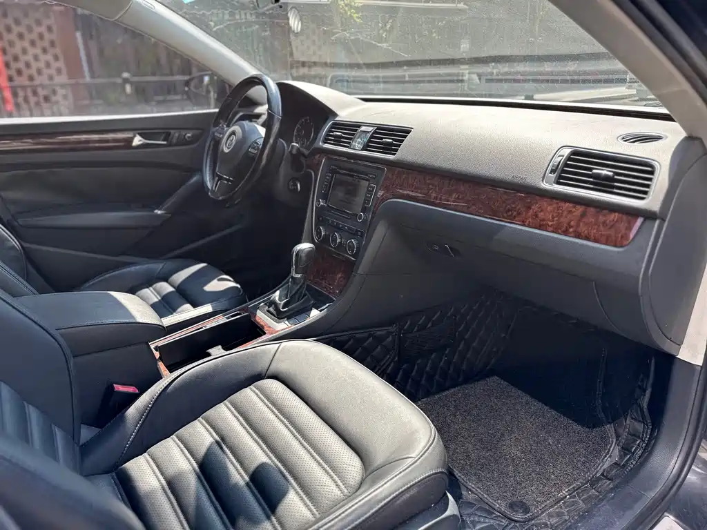 Volkswagen Passat — миниатюра 14