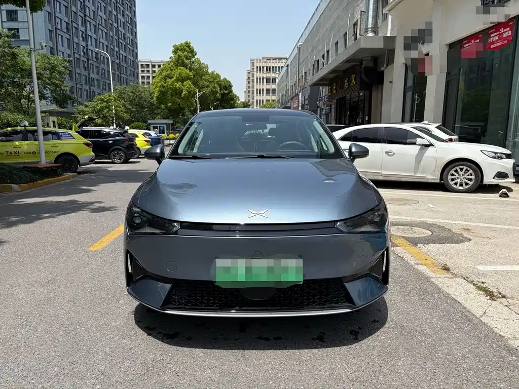 XPeng P5 — миниатюра 2