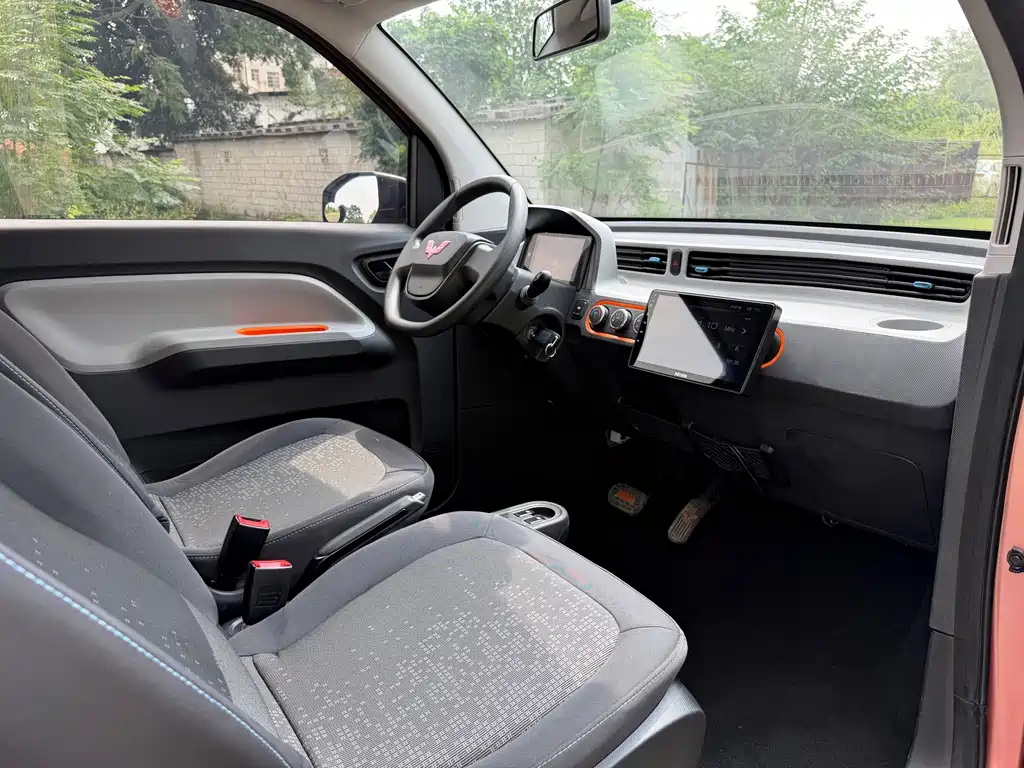Wuling MINIEV — миниатюра 7