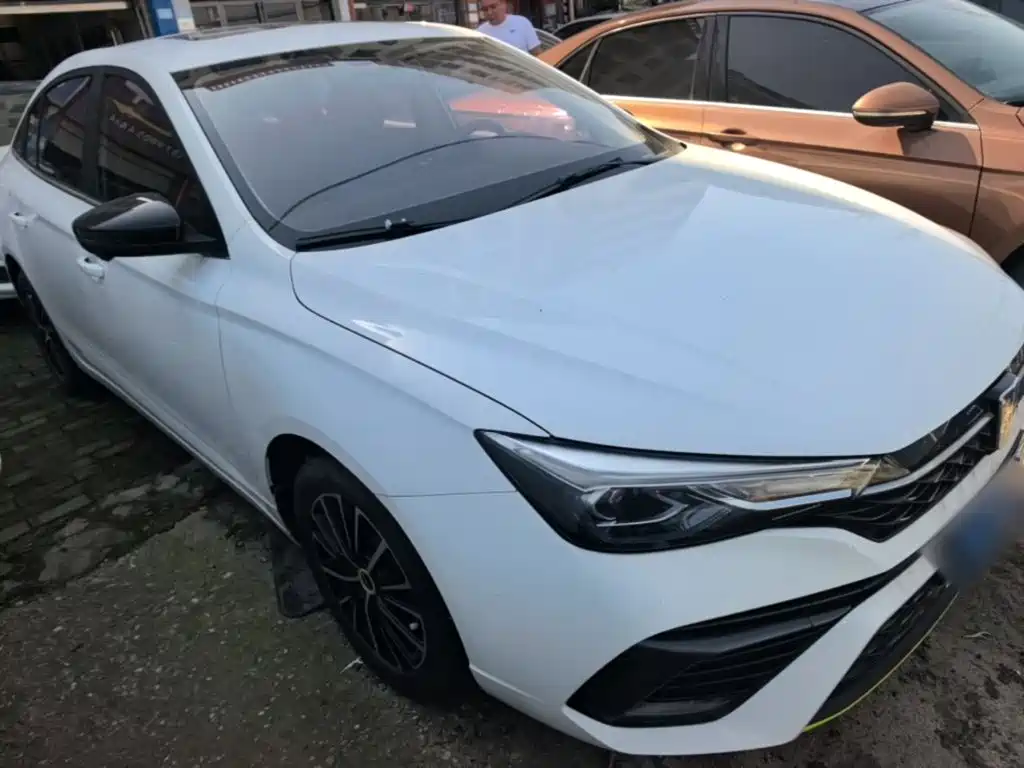 Roewe i5 — миниатюра 4