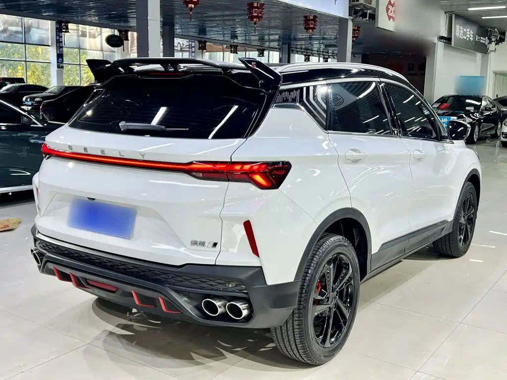 Geely Binyue — миниатюра 13