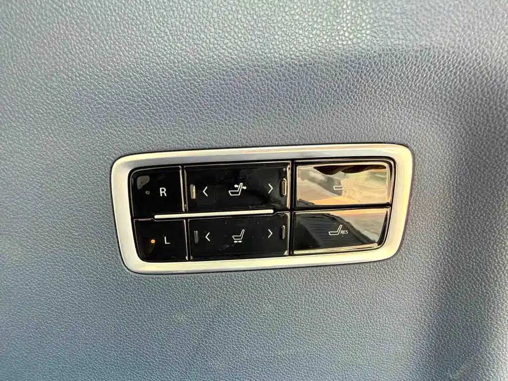 Buick Century — миниатюра 9