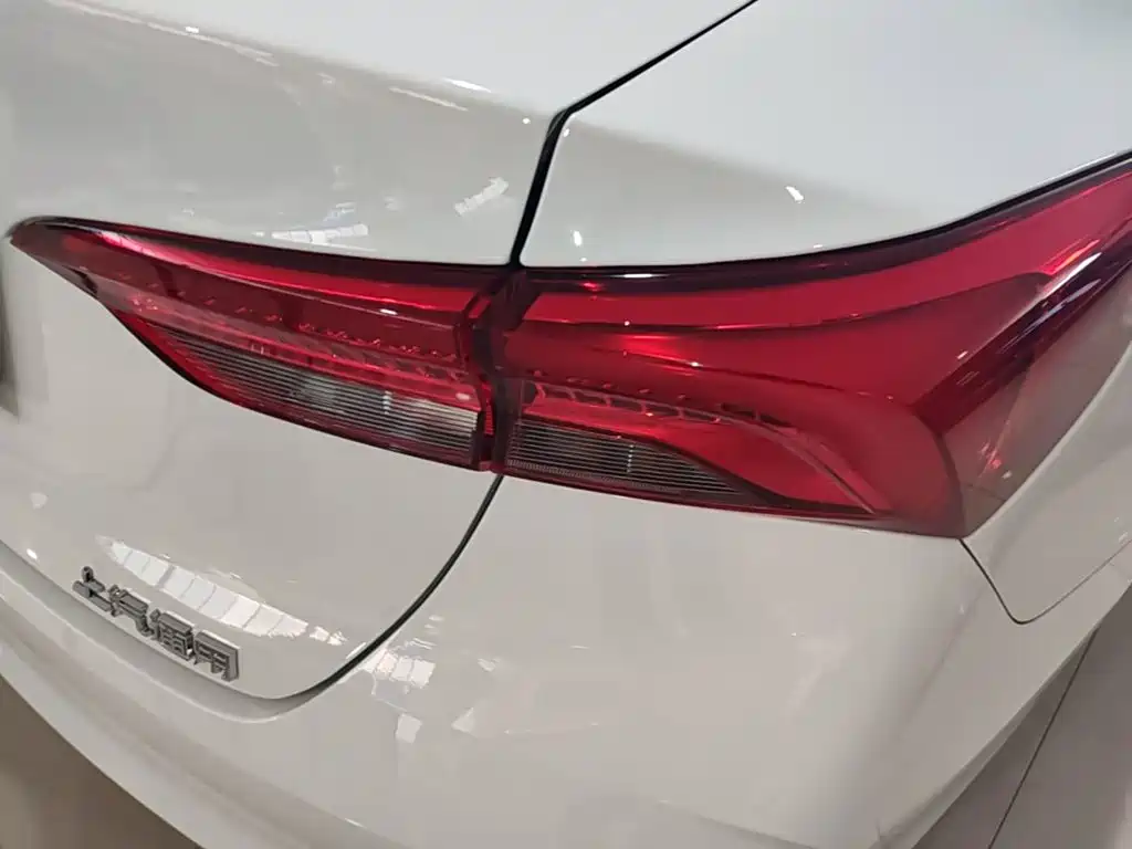 Buick Verano — миниатюра 8