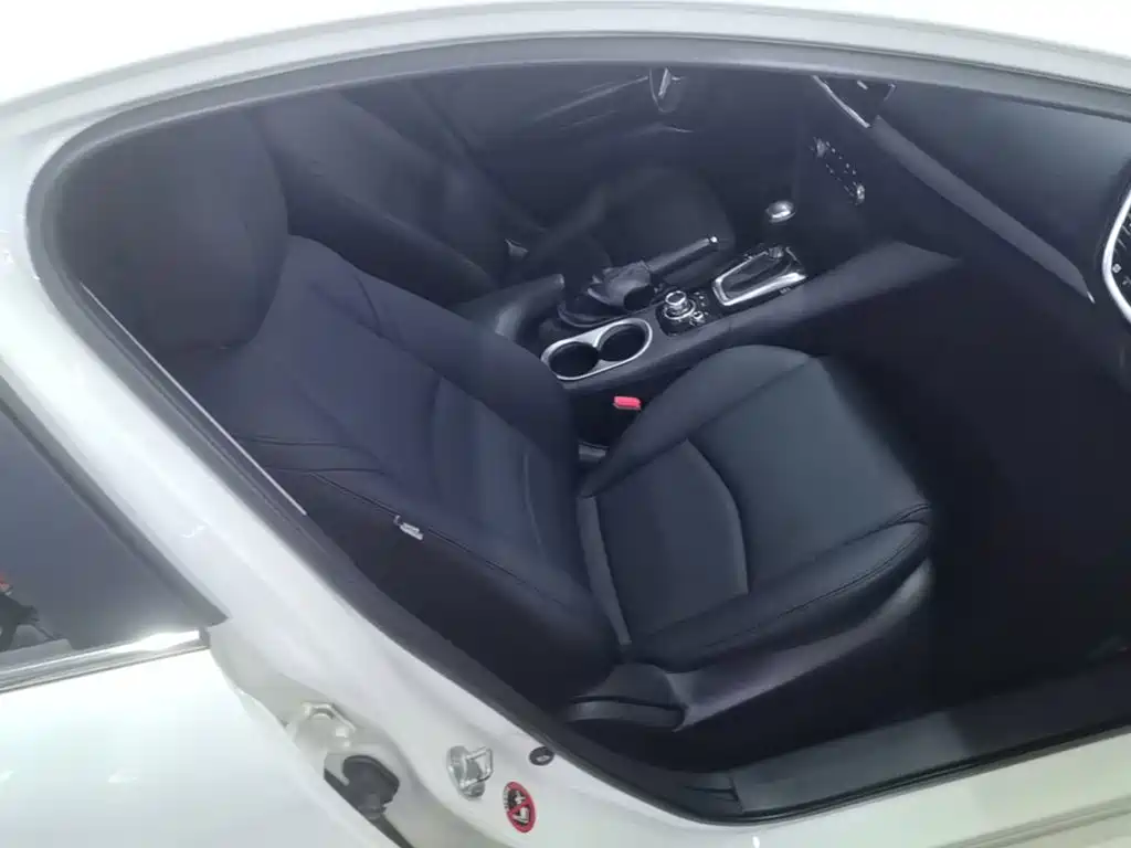 Mazda 3 Axela — миниатюра 25