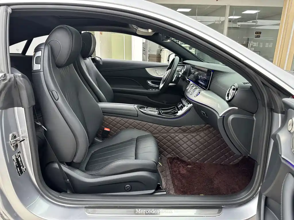 Mercedes-Benz E-Class (Import) — миниатюра 5