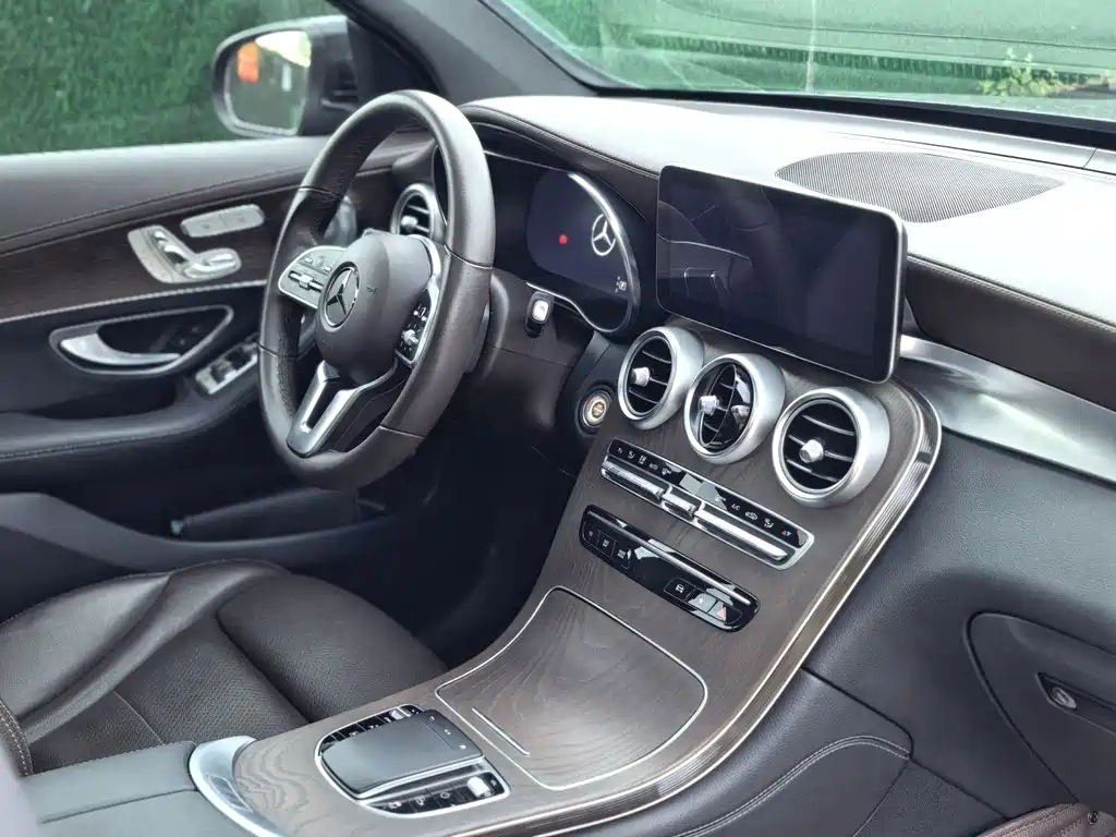 Mercedes-Benz GLC — миниатюра 3