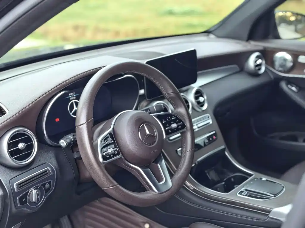 Mercedes-Benz GLC — миниатюра 7