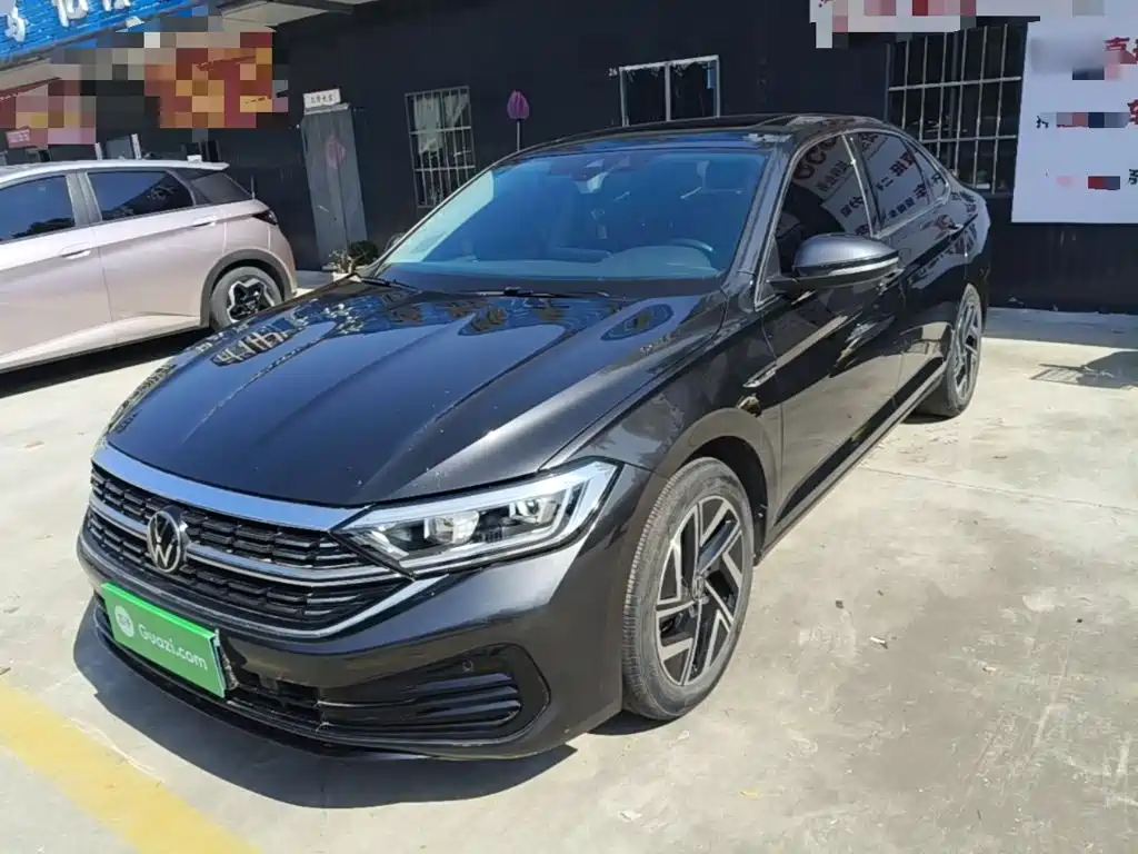 Volkswagen Sagitar — миниатюра 2