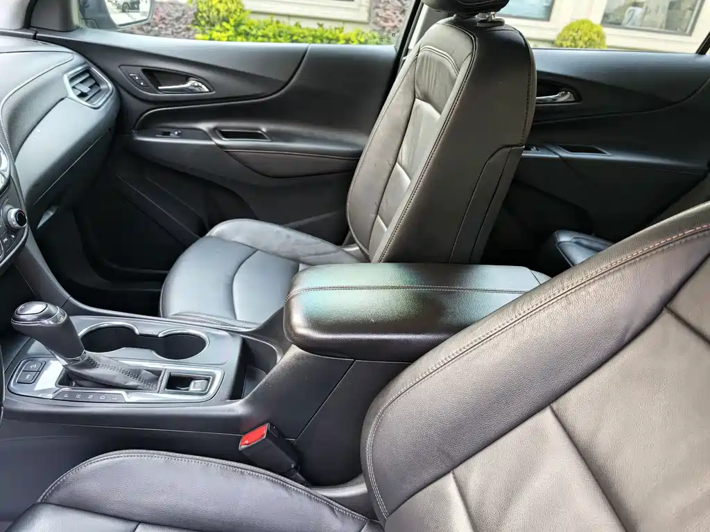 Chevrolet Equinox — миниатюра 23