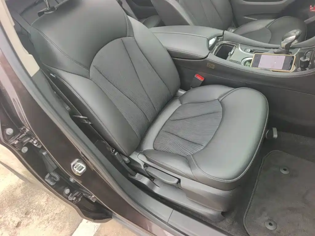 Buick Envision Plus — миниатюра 25