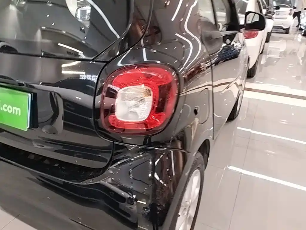 smart Smart Fortwo — миниатюра 8