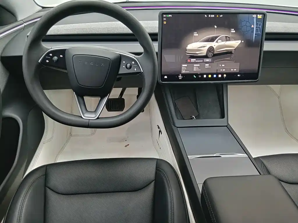 Tesla Model 3 — миниатюра 11