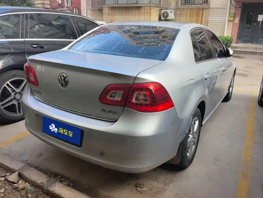 Volkswagen Bora — миниатюра 3