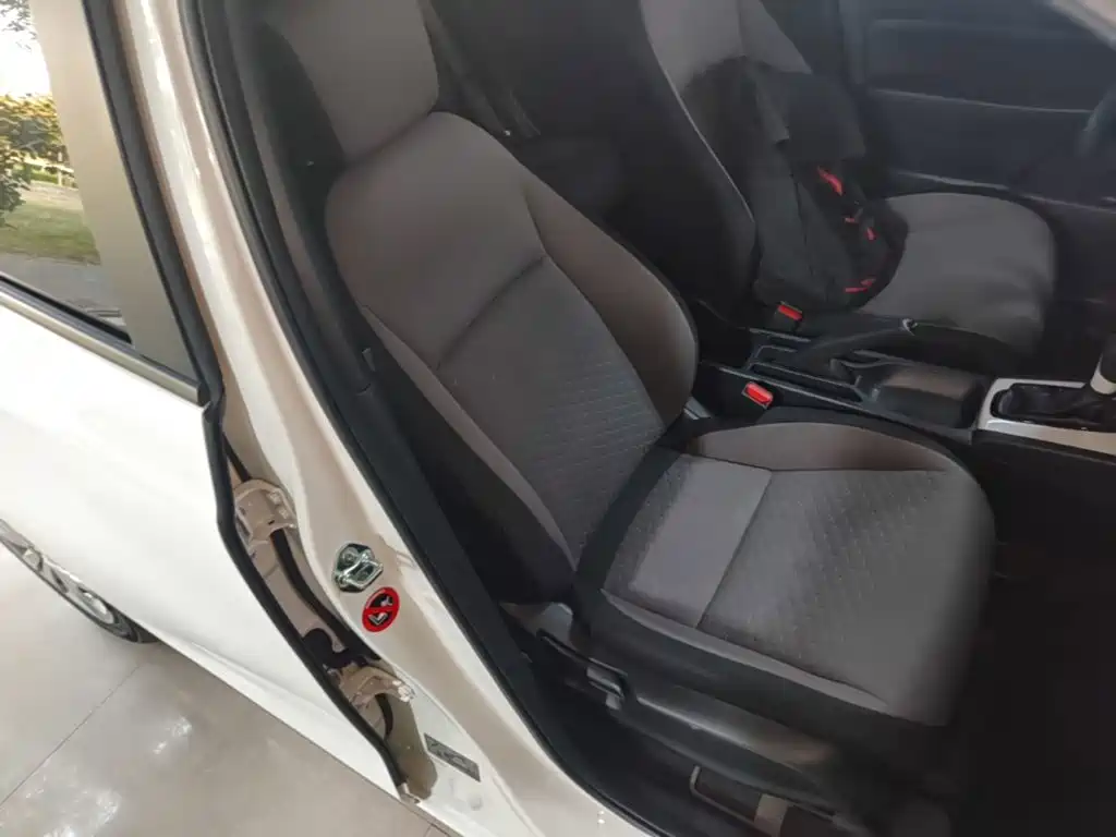 Honda Fit — миниатюра 25