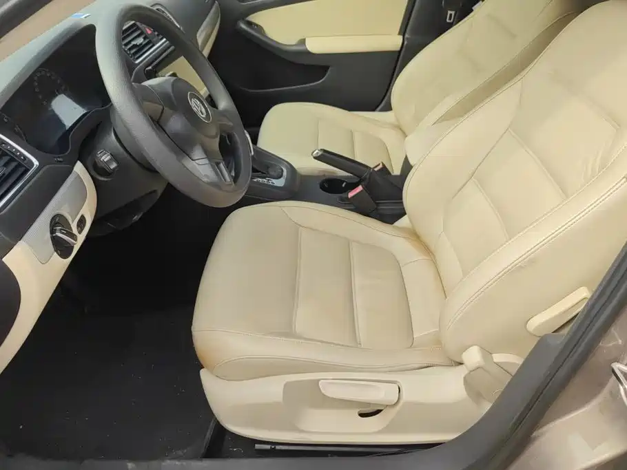 Volkswagen Sagitar — миниатюра 9