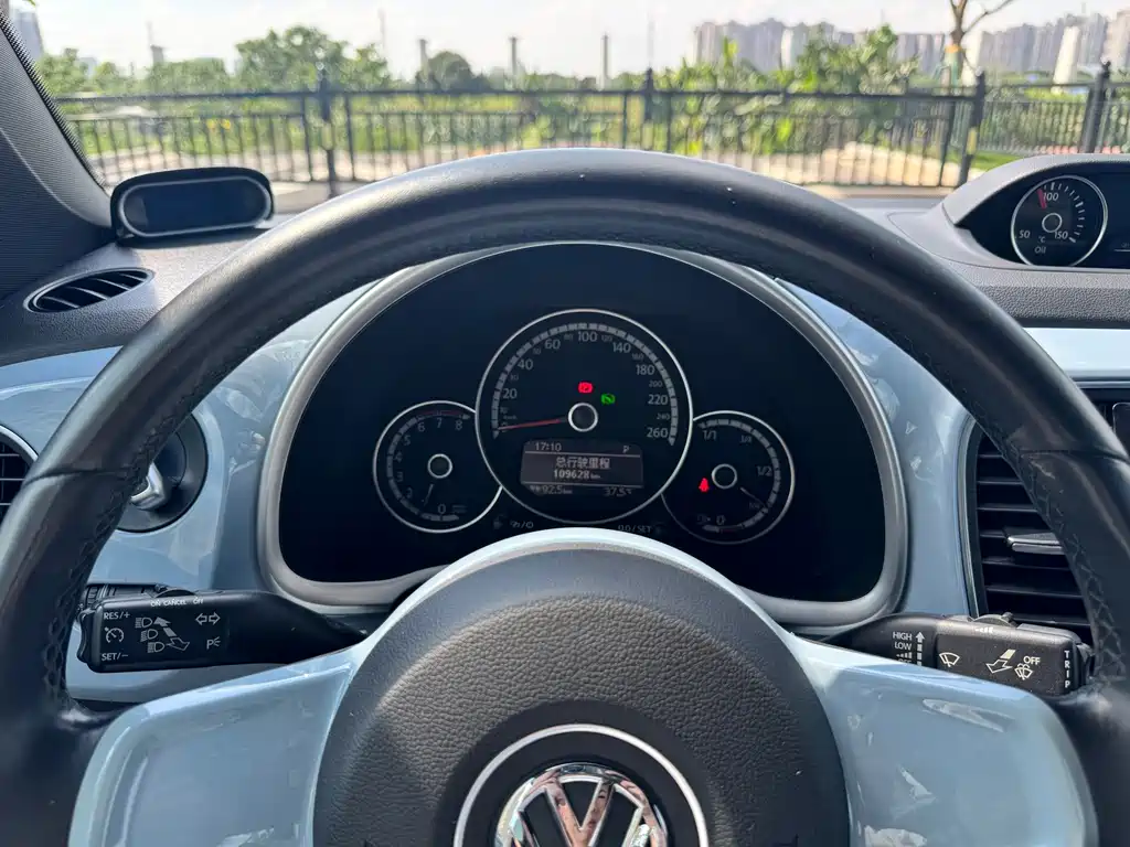 Volkswagen Beetle — миниатюра 4