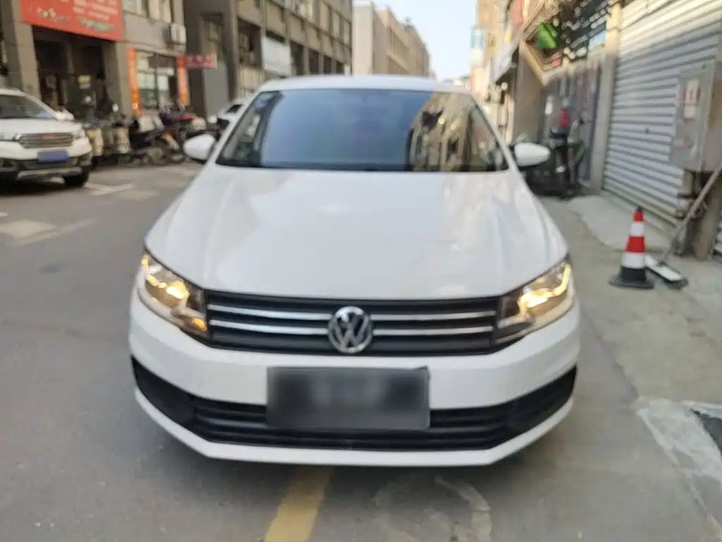 Volkswagen Santana — миниатюра 3