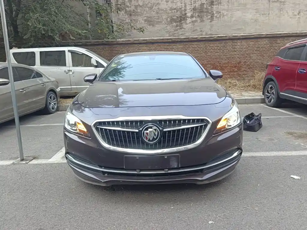 Buick LaCrosse — миниатюра 3