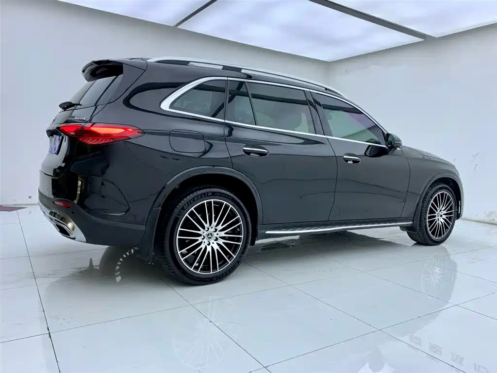 Mercedes-Benz GLC 2024 GLC 300 L 4MATIC Luxury 5 мест