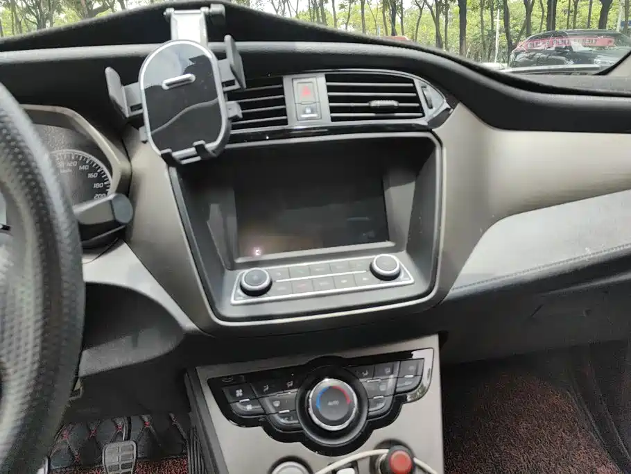 Haima Haima M3 — миниатюра 13