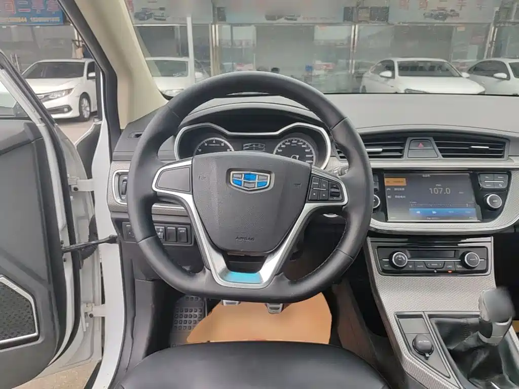 Geely Emgrand GS — миниатюра 11