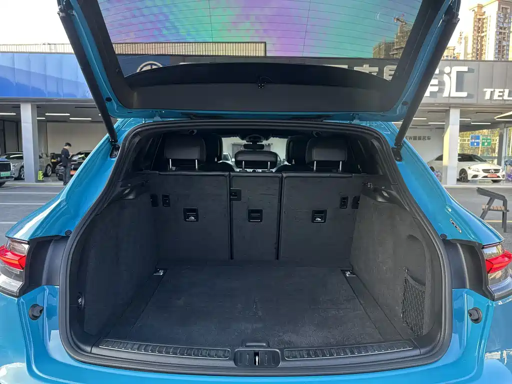 Porsche Macan — миниатюра 15