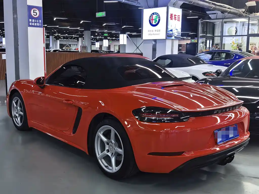 Porsche 718 2016 Boxster 2.0T