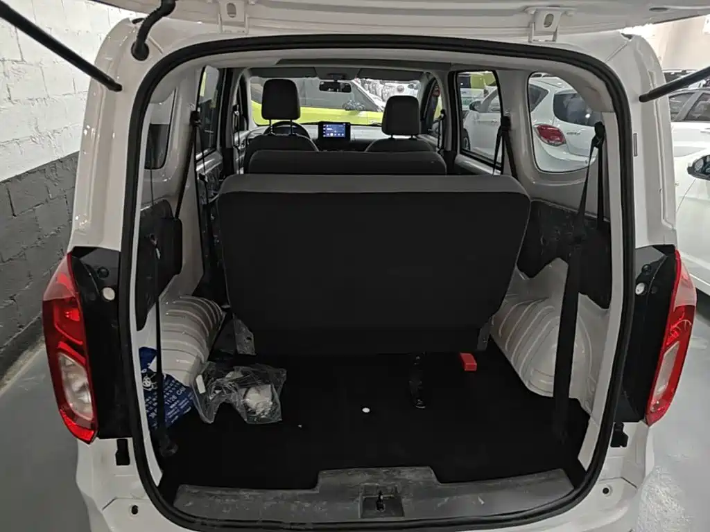 Wuling Hongguang EV — миниатюра 19