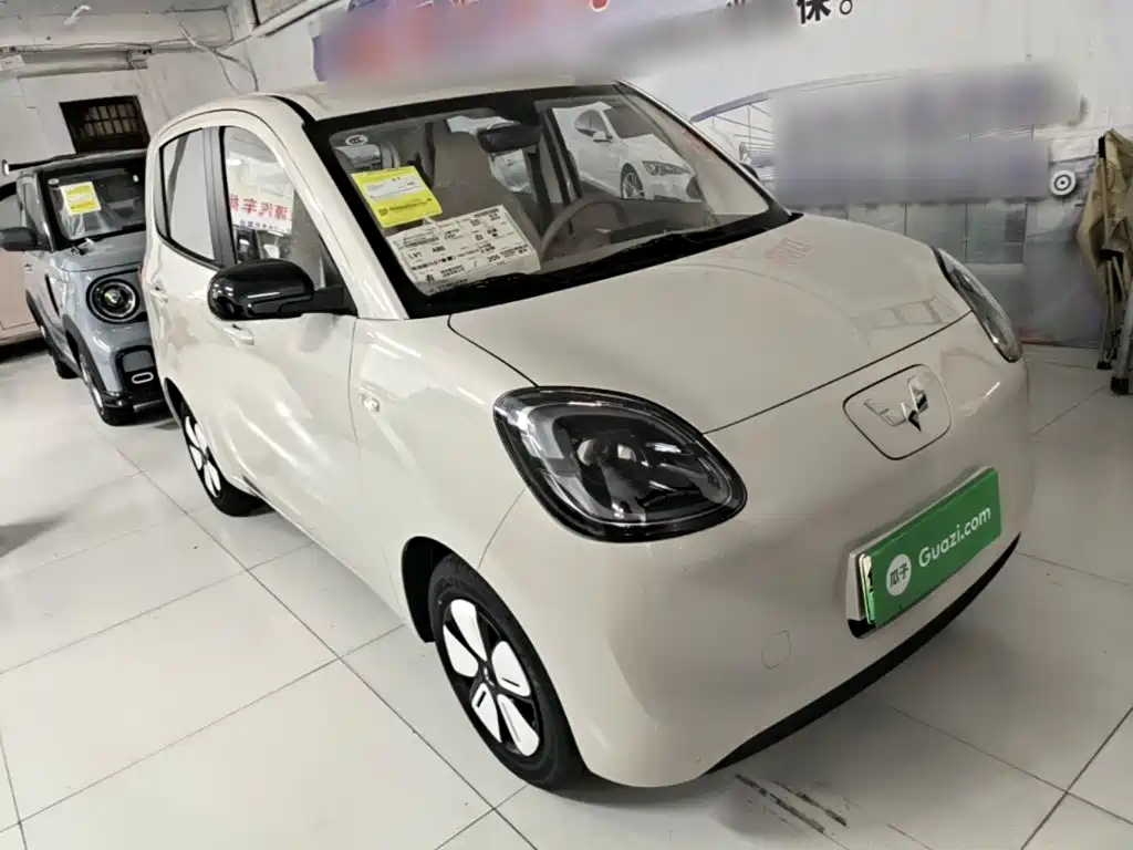 Wuling MINIEV — миниатюра 4