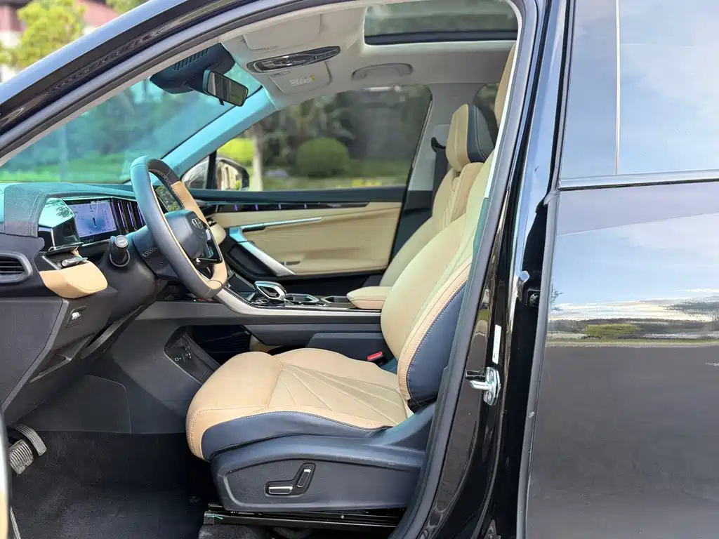 GEELY AUTOMOBILE BOYUE L