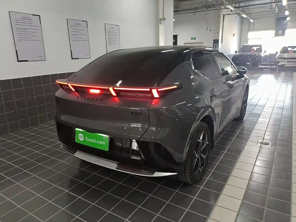 Lynk & Co 20 — миниатюра 7