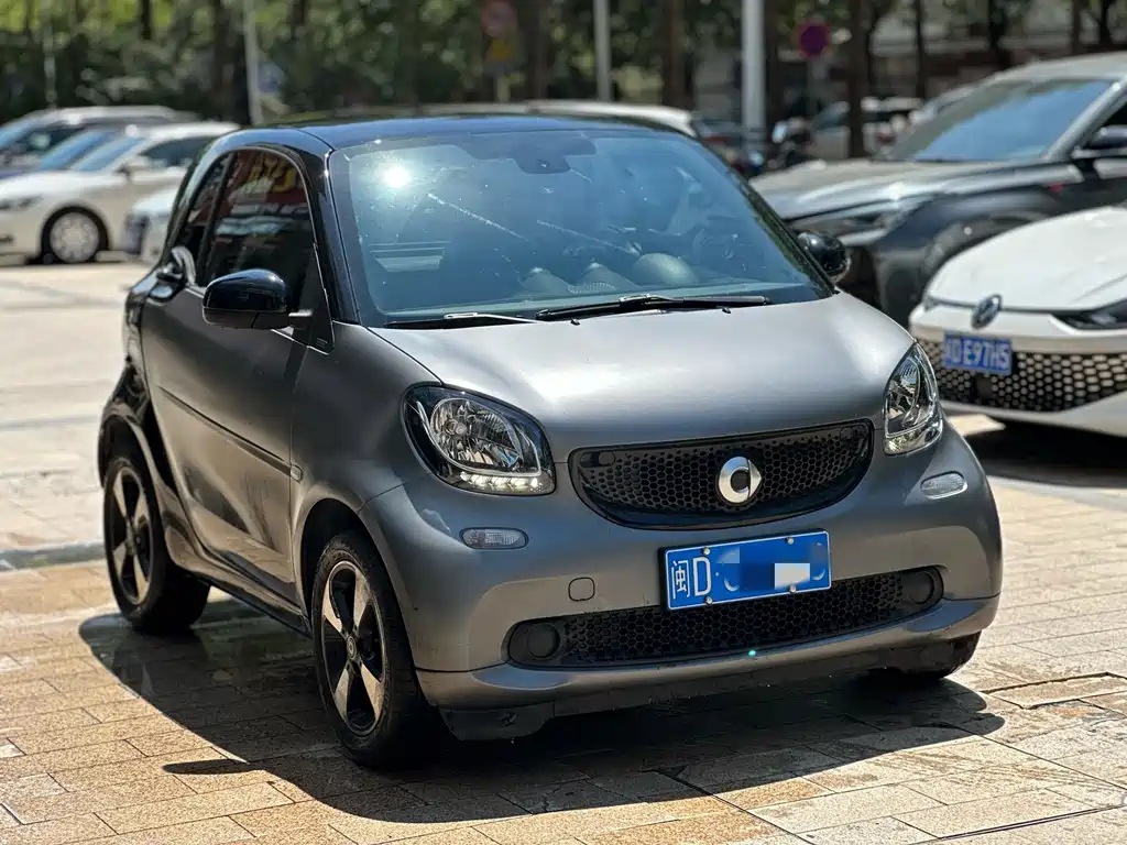 smart Smart Fortwo — миниатюра 2