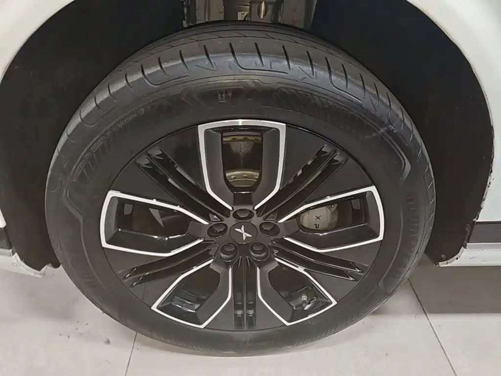 XPeng G9 — миниатюра 23