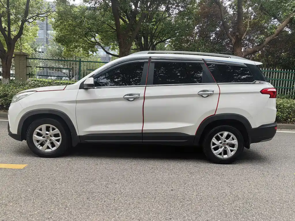 Wuling Hongguang S3 — миниатюра 7