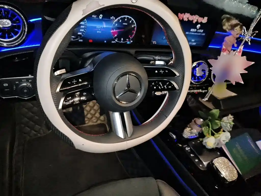 Mercedes-Benz A-Class — миниатюра 6