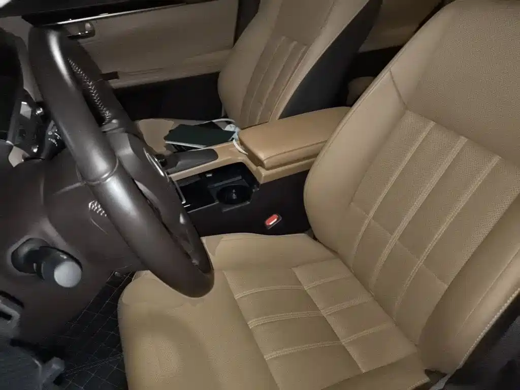 Lexus ES — миниатюра 16