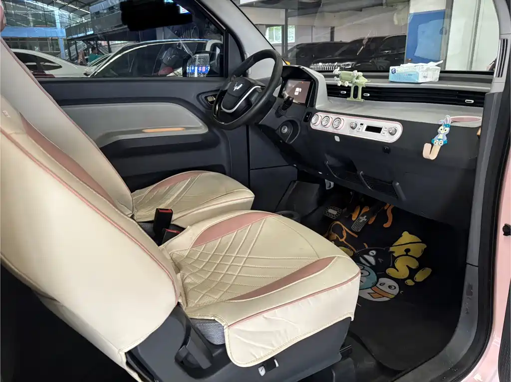 Wuling MINIEV — миниатюра 10