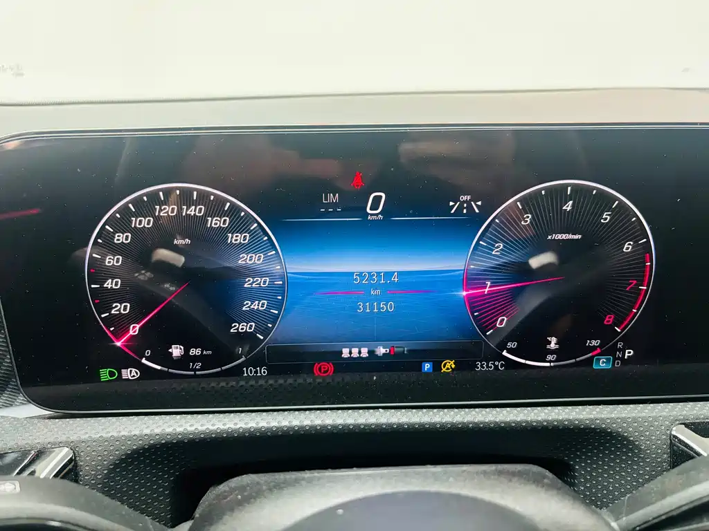 Mercedes-Benz A-Class — миниатюра 11