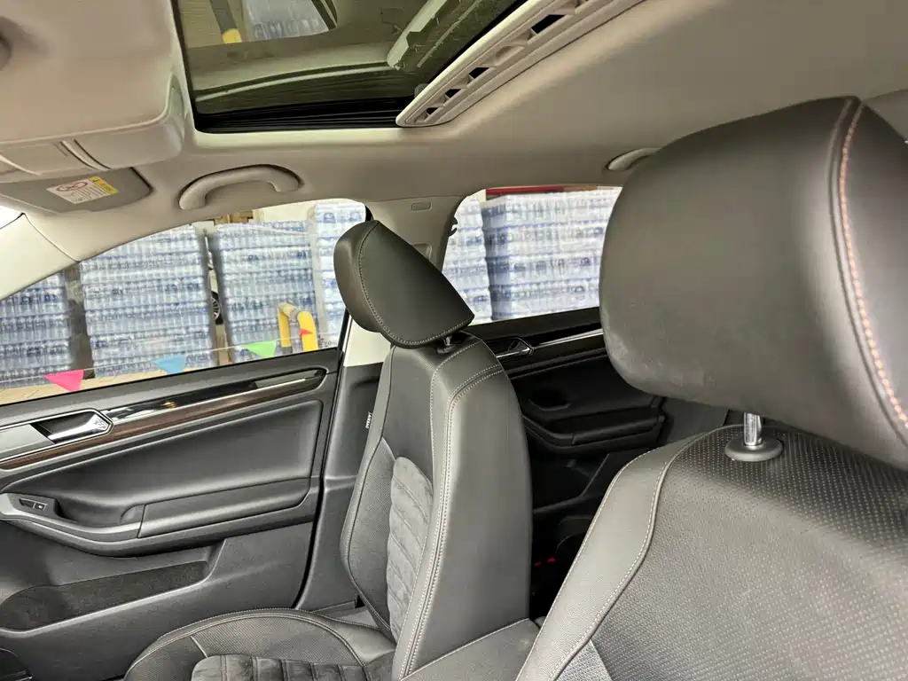 Volkswagen Sagitar 2017 230TSI AT Luxury