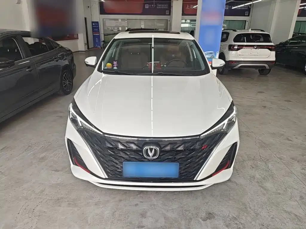 Changan Eado — миниатюра 3
