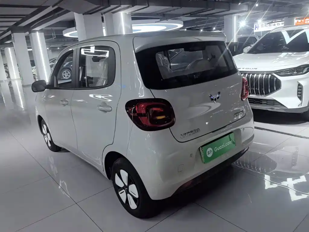 Wuling MINIEV — миниатюра 5