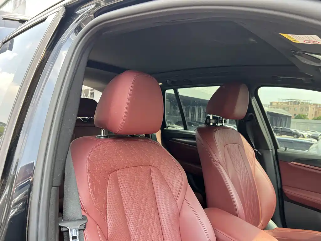 BMW X3 — миниатюра 10
