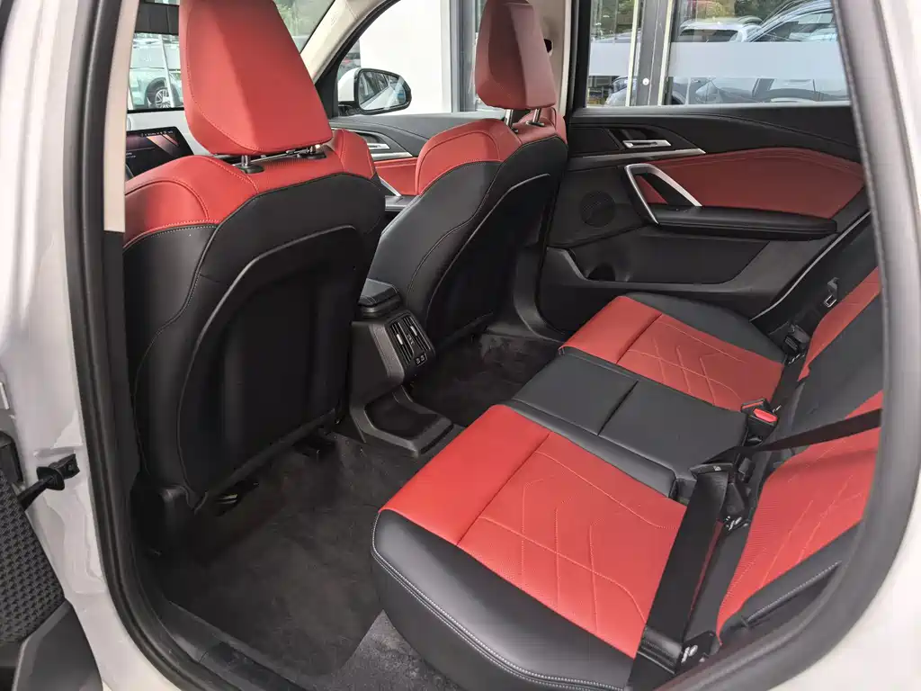 BMW X1 2024 sDrive25Li M Sport