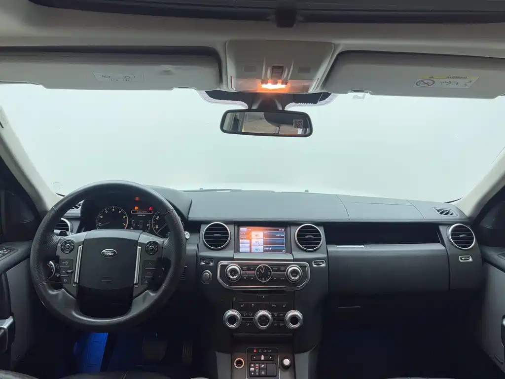 Land Rover Discovery 2014 3.0 SC V6 SE