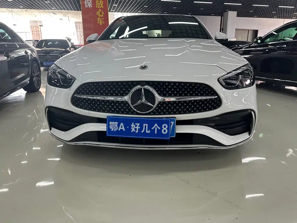 Mercedes-Benz C-Class — миниатюра 2