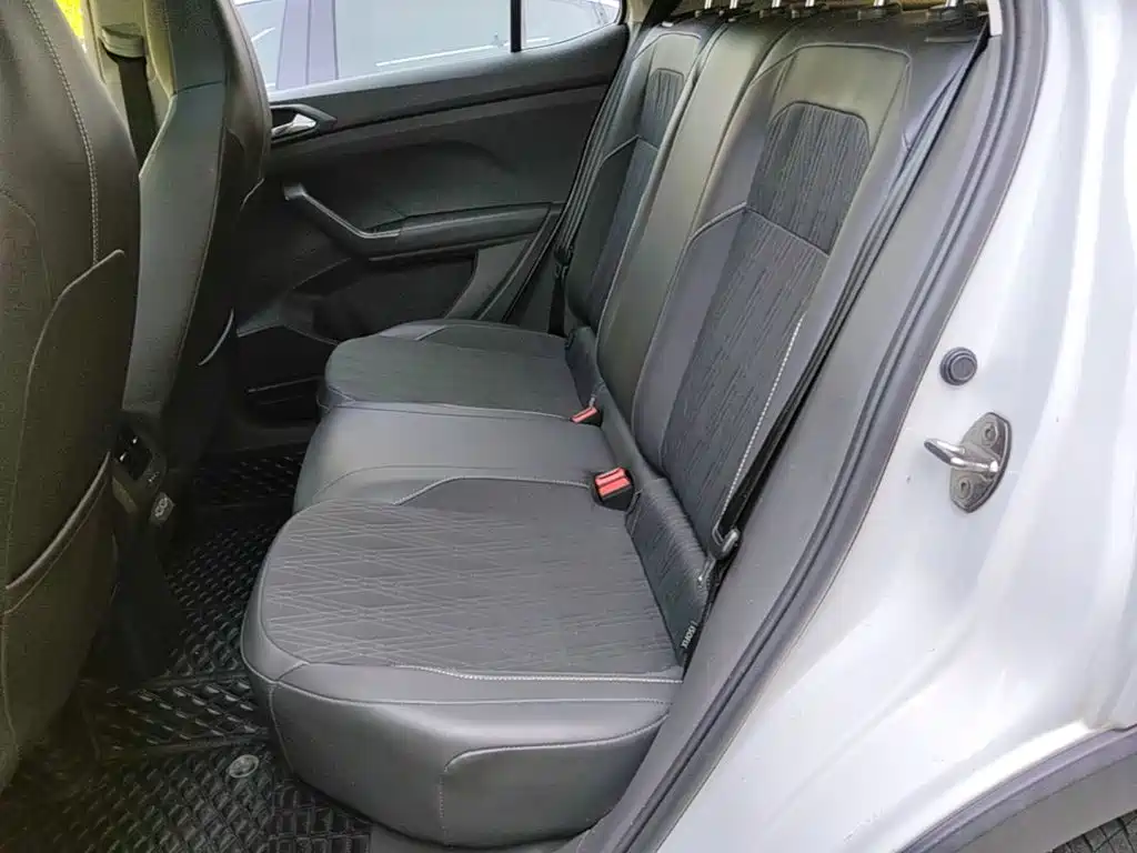Volkswagen T-Cross — миниатюра 17