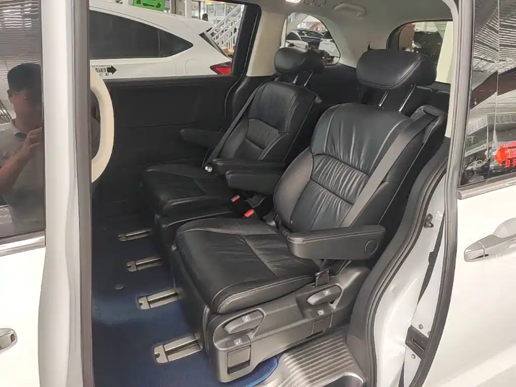 Honda Odyssey — миниатюра 17