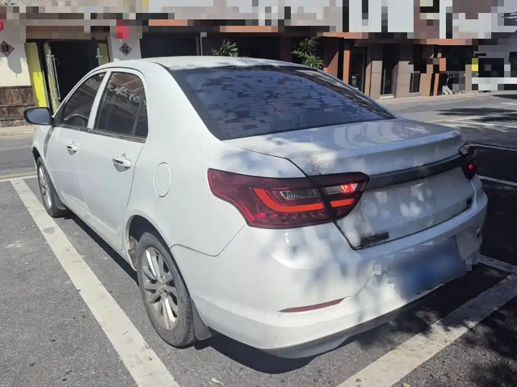 Geely Vision — миниатюра 5